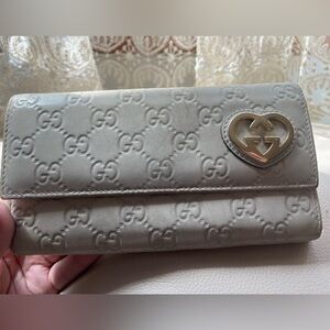 [Item 147 ]Authentic GUCCI Wallet